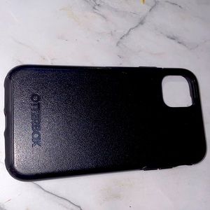 iPhone 11 otterbox symmetry case!